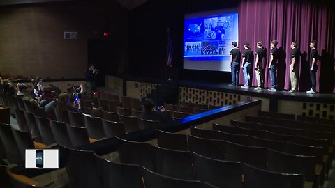 Marinette Army recruits sworn in from space