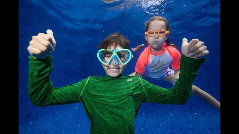 Swimming and Goggles - when to strap them on!