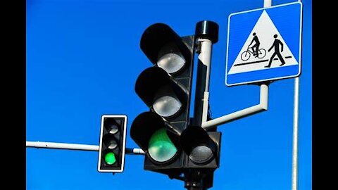 GOOGLE MOVING IN TO NOW CONTROL ALL TRAFFIC LIGHTS! SWAY ELECTIONS AND NOW SWAY TRAFFIC