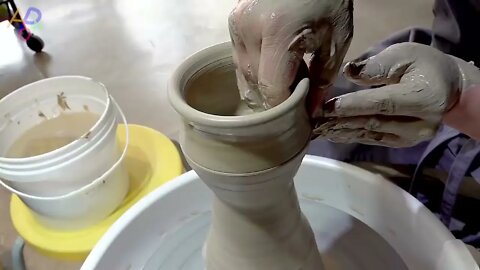 Luxury Teapot Making Process. Korean Pottery Master Craftsman-5