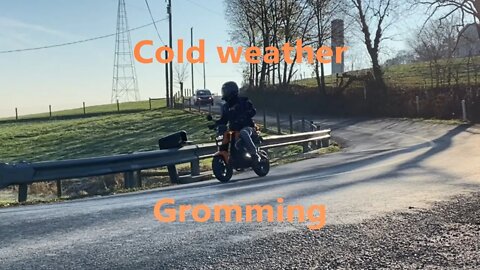 Riding Honda Grom in Amish Country near Lititz Pennsylvania on a cold morning