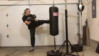 Heavy bag workout 14