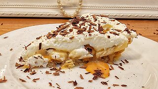 Delicious Dulce de Leche Banana Pie - Banana Banoffee Pie