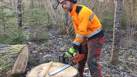 Awesome Chainsaw Trick