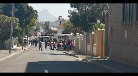 South Africa - Cape Town - Angry Community members in Parow . (aXN)