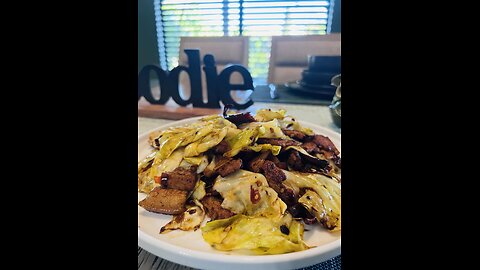 Stir Fried Pork Belly with Cabbage 五花肉炒圆白菜