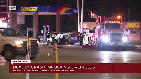 Deadly crash involving 3 vehicles in Dearborn Heights