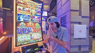 I Played 4 Slots At Once At Aria Las Vegas!