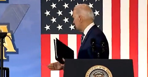 Biden Left Empty-Handed After North Carolina Speech, Appearing as He Was Shaking Hands With Thin Air