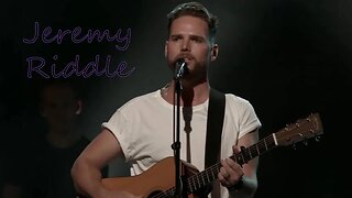 We crown You - Jeremy Riddle - Lyric video