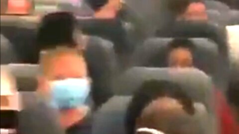 Airline Passengers Leave Plane In Solidarity Over Mask Rules [hd 720p]