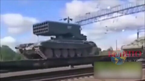 🇺🇦GraphicWar18+🔥Belarus Locals Film Armored Vehicles on Border - Glory to Ukraine(ZSU) #shorts