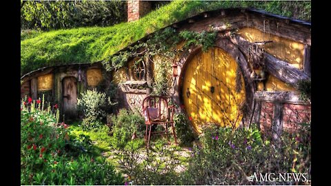 150+ Fantastic DIY Hobbit House - Live Like a Hobbit !