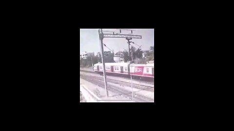 live train accident 🤯🤯