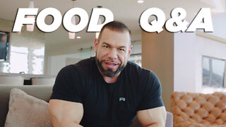 What does a bodybuilder eat?