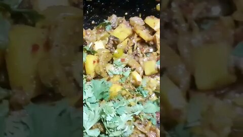 Aaloo karele ki sabzi #shorts #ytshorts #viral #viralreels #trending #happycookingtoyou #sabzilovers