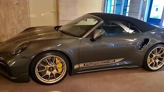 👏Stylish Porsche 992 Turbo S Cabrio with Aerokit and gold decals looks great! 👏
