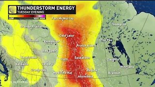 Multi-day heat event continues on Prairies, storms and heavy rains loom
