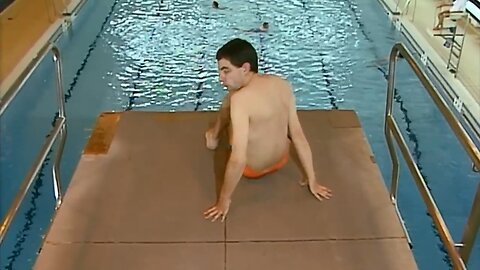 Dive Mr Bean! Funny clips 🤣