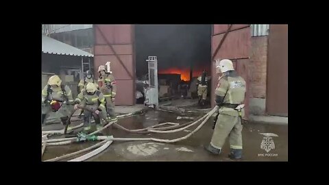 Firefighters trying to put out strong fire in Russia’s Rostov city