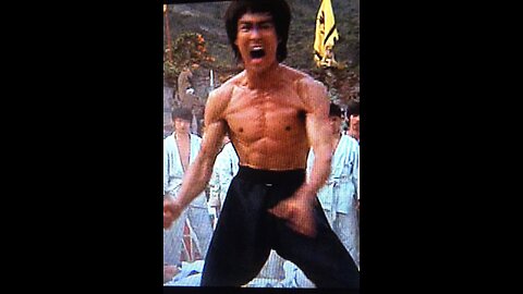 Cross kick Studio Films Bruce Lee Enter the Dragon