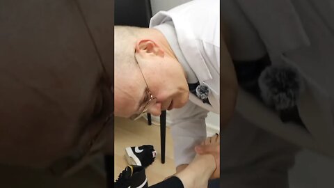 ONLY FOOT FANS Crunchy Foot Crack Compilation