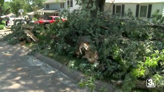 Over 2 days after storm, Omaha residents still picking up the pieces