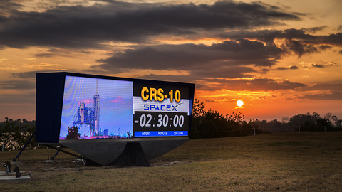 Rebirth of fire! LC-39A resumes operations with SpaceX CRS-10 launch