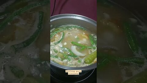 Pork Sinigang for kid's dinner #viralvideo #sinigang #pork