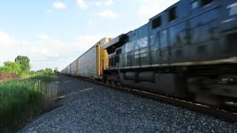 Norfolk Southern Autorack Train From Lewis Center, Ohio