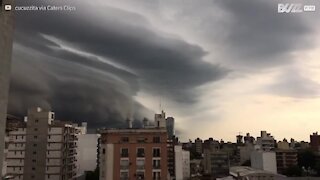 Un time-lapse d'un nuage cumulonimbus en Argentine
