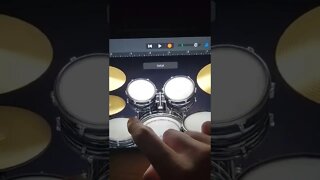 How to Play Drums Using Garageband?
