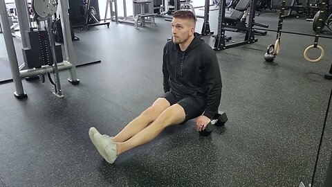 L-Sit Leg Lifts