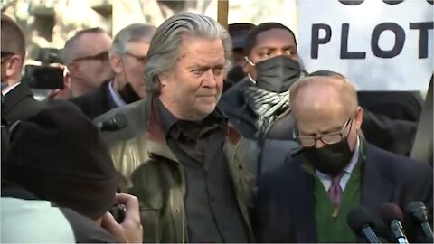 Bannon: "This is going to be the misdemeanor from hell for [team idiot]; we're going on the offense”