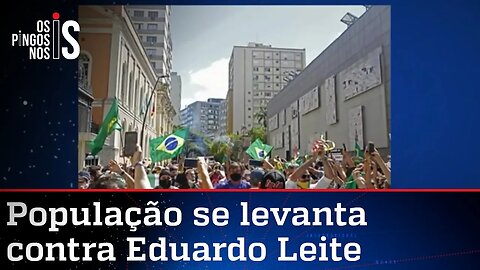 Líder do trancamento, Eduardo Leite enfrenta fúria do povo no RS