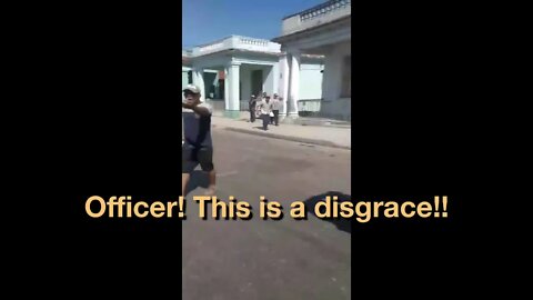 Cuban police using violence vs 2 old men