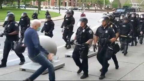 Canadian Police Harass, Assault, & Arrest Old Man for Honking Horn