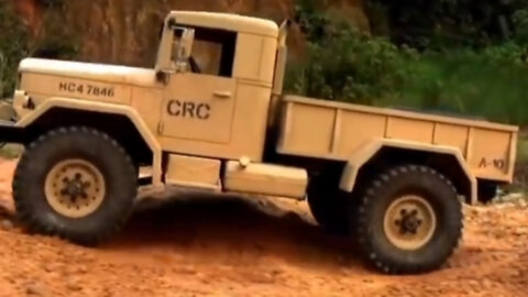 Small and cool. Machine Military truck. The best cars on the remote control.