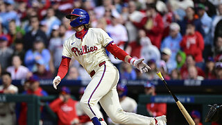 Alec Bohm delivers a go-ahead two-run single