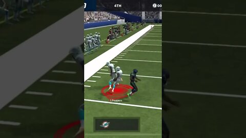 Jabrill Peppers Pass Interception Gameplay - Madden NFL 22 Mobile Football