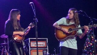 Jenni Lynn w/Billy Strings - Burn Another Candle (String The Halls 2)