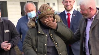 Christmas surprise for Buffalo woman