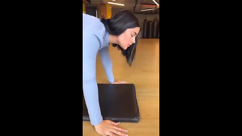 BIG BOOTY TWERKING ON THE FLOOR | BEST ASS ON THE INTERNET XXX |