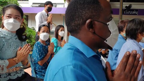 Thailand Mother's Day Ceremony at School (trigger warning - prayer in school)