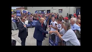 TRUMP❤️LOVED BY THE PEOPLE🤍LOVED BY FOLLOWERS💙🇺🇸⭐️🗽✨