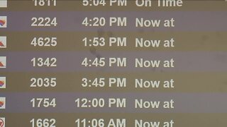 Flight delays and cancellations at RSW due to FAA problems