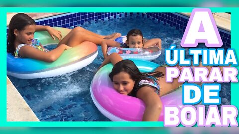 DESAFIO DA PISCINA / ÚLTIMA A SAIR DA BOIA - 3 irmãs demais / kids fun