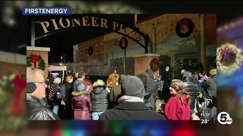 City of Elyria lights up for holiday season with FirstEnergy and Ohio Edison