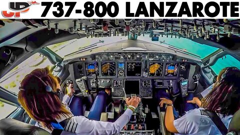 Piloting Boeing 737-800 into Lanzarote | Cockpit Views