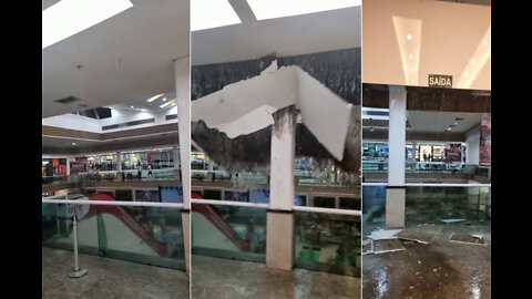 Vídeo mostra parte de teto de gesso desabando em Shopping durante temporal em Rio Claro'